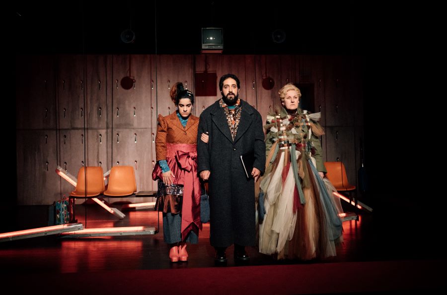 Mutter | &copy; Lukas Diller 